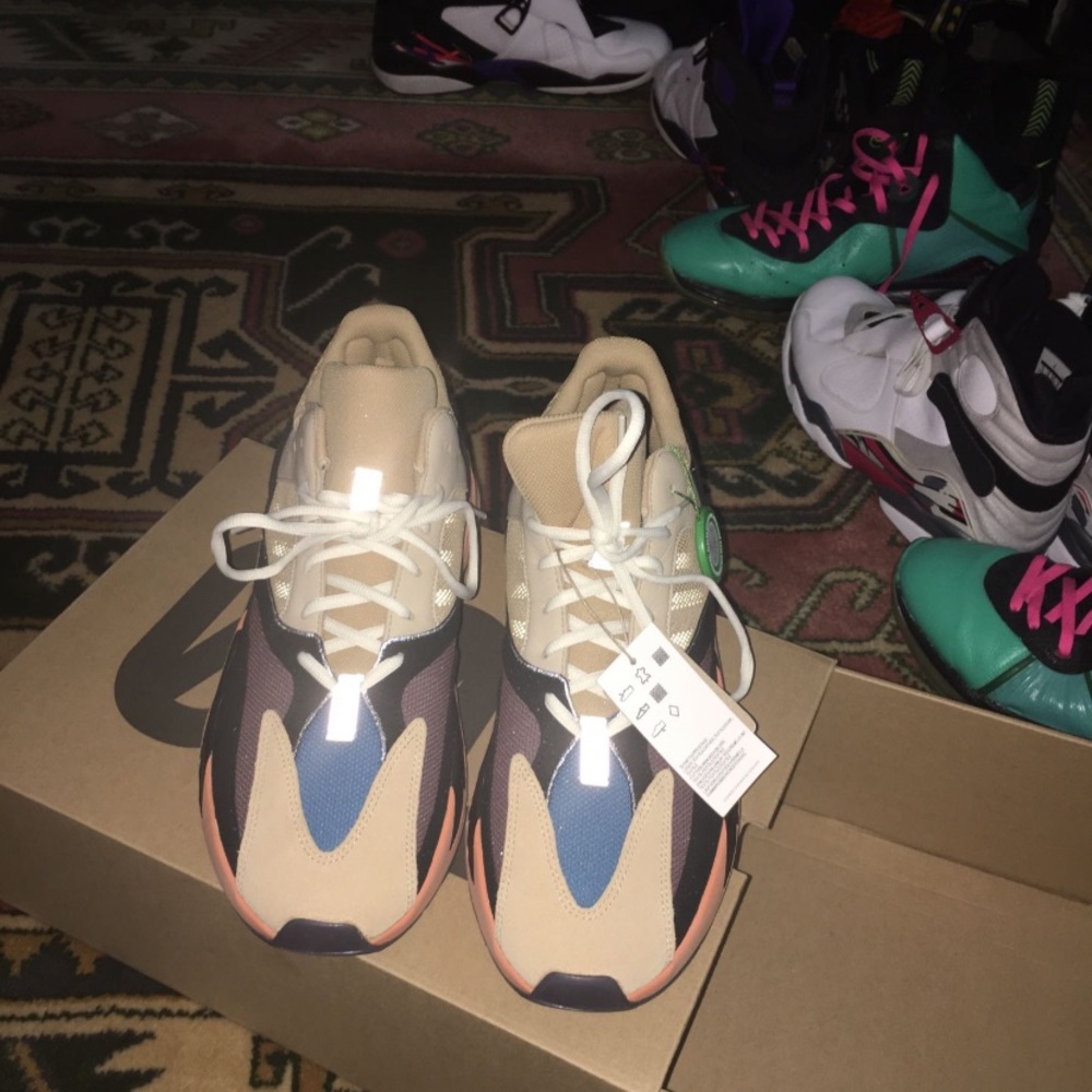 Yeezy 700 amber